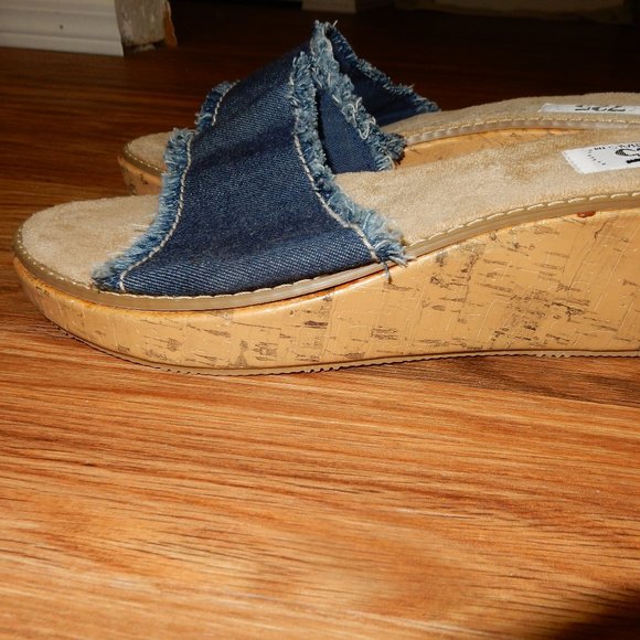 denim wedges, sandals - Picture 3 of 5